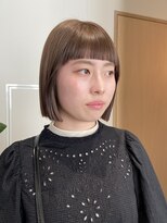 キチ(kici) ワンブリーチベージュ/切りっぱなしボブ