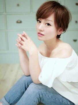 バース(BIRTH) 天神[ BIRTH ] 小顔にみせるナチュラルショート 2