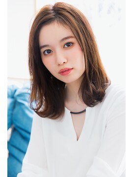 ベイルーム(BAYROOM by HONEY omotesando) 【BAYROOM横浜】センターパートのクラシカル大人ミディ