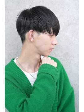 ジョエミバイアンアミ(joemi by Un ami) (joemi 新宿)前下がりマッシュ ナチュラル刈り上げマッシュ 近江