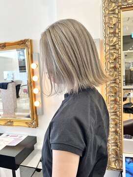 コワファースト  させぼ五番街店(COIFF1RST) くすみミルクティーグレージュ