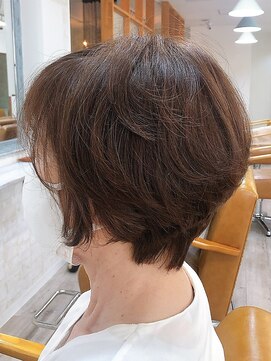 アイナ 浅草美容院(Aina) ツヤありショートボブ◎30代40代50代
