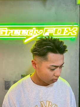 グリーディーフォックス 代々木(Greedy FOX) 波巻き/ハイライト/マッシュパーマ/ウルフ[シェービング]