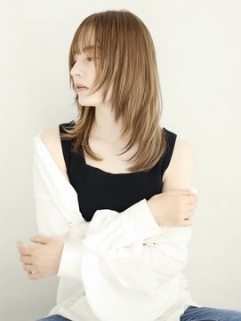 ウルカ 北浦和西口店(ulQua) ハイレイヤーロング・イヤリングカラー【ウルカ北浦和】