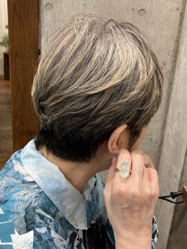 シルフィ(sylph) ショートボブ　ショート　大人ショート　ひし形シルエット