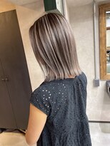 サニー 渋谷(SUNNY)&nbsp;バレイヤージュ、ハイライト、グレージュ、レイヤーカット