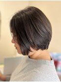ショートボブ