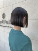 ショートボブ