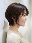 横浜西口切りっぱなしミニボブショートレイヤー前下がり前髪なし