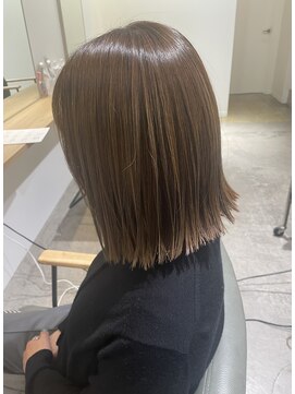 【BAR:ON】パツッと外ハネボブ