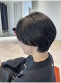 丸みシルエットが映える大人ショートボブ