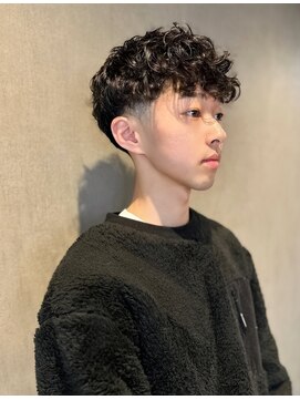 ノア(NOA) テーパーフェード/スペインカール