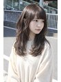 エルメ バイ アンフィー(Elme by anphi) 動きと透け感でつくる、今っぽハッシュレイヤー」