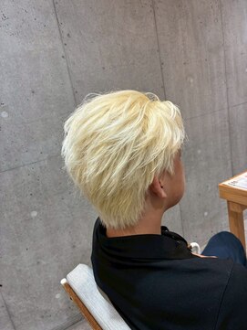 エヌアンドエー 草加店(N&A) おしゃれ男子のハイトーンヘア メンズWカラーアップスタイル