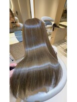 リリー 鷺沼店(RILLY)&nbsp;〈キシタクヘアー〉ハイライトカラー×アースカラー×髪質改善