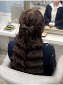 髪の毛リボンのハーフアップ