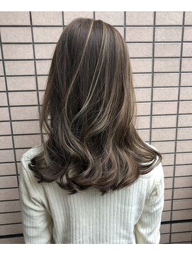 トルネード(TORNADO) キャラメルベージュハイライト