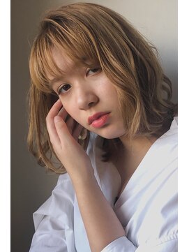 レセ 新松戸駅前店(Laissez) プラチナベージュ/外ハネミックスボブ【レセ新松戸駅前店】