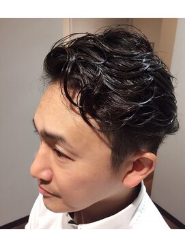 ネスト(NEST) メンズ・大人パーマ