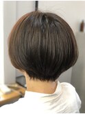 ショートボブ