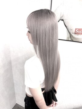 エル オオサカ 心斎橋店(L. OSAKA) ホワイトベージュシルバー_アッシュヘルシースタイル_S97