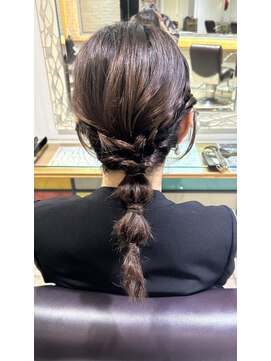 ネオリーブ チッタ 阿佐ヶ谷店(Neolive citta) 抑えめ玉ねぎ風編み込み【ミサキ】