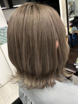 アイズ 本厚木(AIZU) モカベージュ