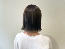 流行りの透明感＋赤みを消してくれる【アドミオ】カラー♪《アドミオカラー＋カット￥9350》