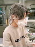 10代20代ブリーチミルクティー伸ばしかけミディアムウルフ