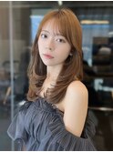 小顔ヘア！シースルーバング流れるお顔周りカット◯伊藤