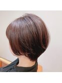 ショートボブ