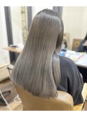 切りっぱなし×グレージュ