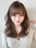 小顔透け感前髪顔まわりミディアムレイヤーカットセミロング