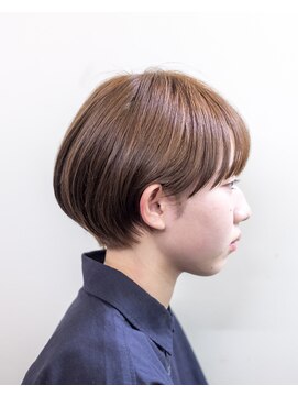 エルレ(Elure) マッシュショート#ベージュ#ブリーチ#ダブルカラー#浜松#浜北