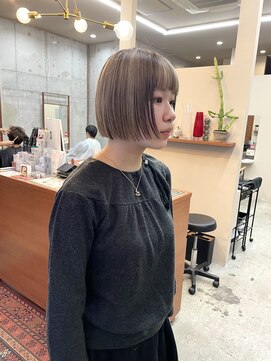 ノイ(noii) ローライト/タッセルボブ/三毛猫カラー/ハイトーン