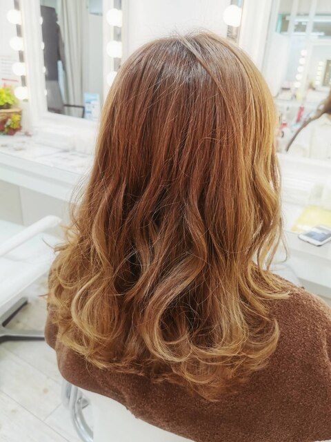 ゆるふわ巻き髪　【結婚式】【ヘアセット】【デート】