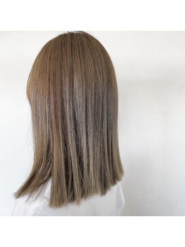 トランス(hair esthetics salon trans) 切りっぱなしロブ
