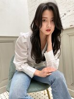 ダークグレージュ小顔レイヤーカット
