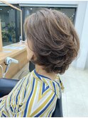 グレージュカラー、ミディアムデジタルパーマ