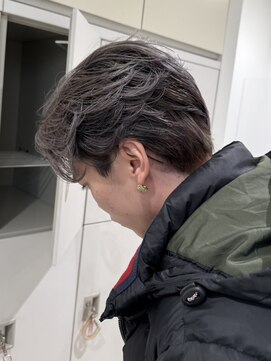 アッシュ 荻窪店(Ash) メンズグレーシルバー/フェザースタイル