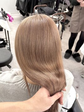 シェイロ(Cielro) 艶々ミルクティーベージュ【Kentaro】