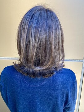 フィアート ヘアドレッシング サロン(Fiato Hairdressing Salon) くびれ巻き