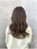 大人のための艶グレージュブラウン