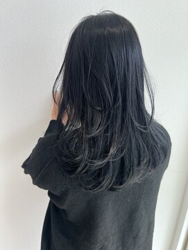 リノアオ(LINOAO.) 透けブラック×レイヤーカット