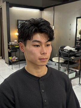 アイズ 海老名(AIZU) ラルフカール　極道パーマ　ニュアンスパーマ　フェザーパーマ