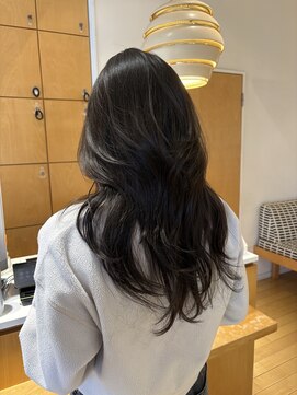 オーガニックエコ 川越(organic+eco) 20代30代春夏ロングレイヤー/イルミナカラーオリーブ/髪質改善