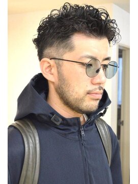 ヘアアンドメイクフリッシュ(HAIR&MAKE FRISCH) men'sパーマ
