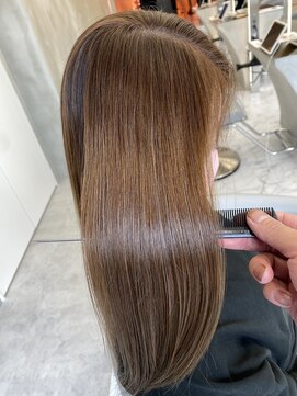 ロンドルーチェ 心斎橋(Lond luce) ダークアッシュ/ミディアムレイヤーカット［髪質改善/縮毛矯正］