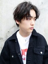 パーマでつくるラフなグランジ七三センターパート［大阪/茶屋町/梅田］