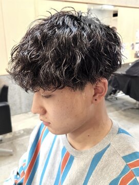 ニアウ 伊勢崎連取店(Niau) 波巻きスパイラルパーマツイストスパイラルパーマメンズマッシュ